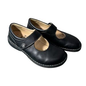 Finn Comfort Women's Laval Mary Janes Size 39